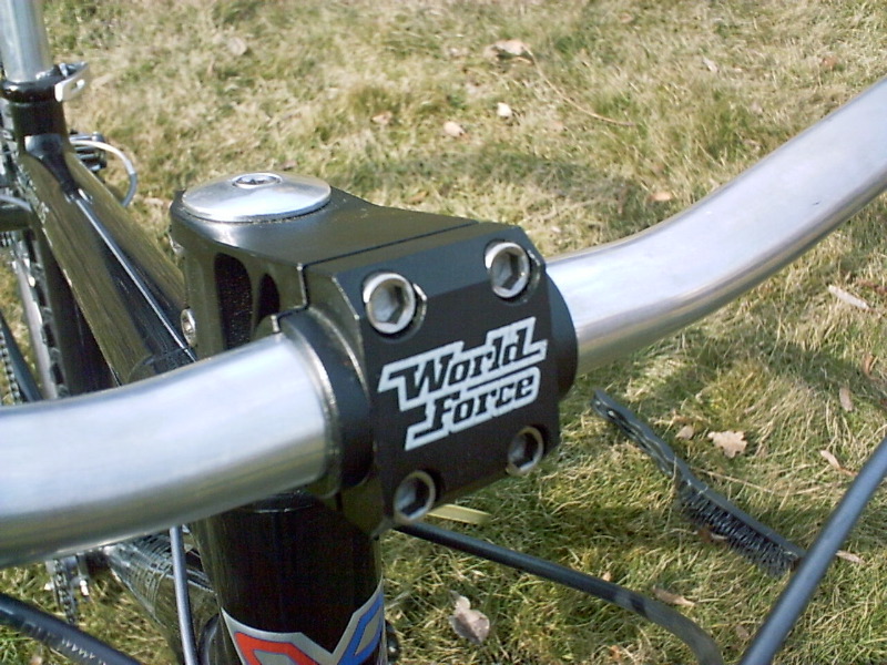 Vorbau Azonic 
<center>

  <div>
<br>
<script language=